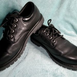 Skechers men size 12